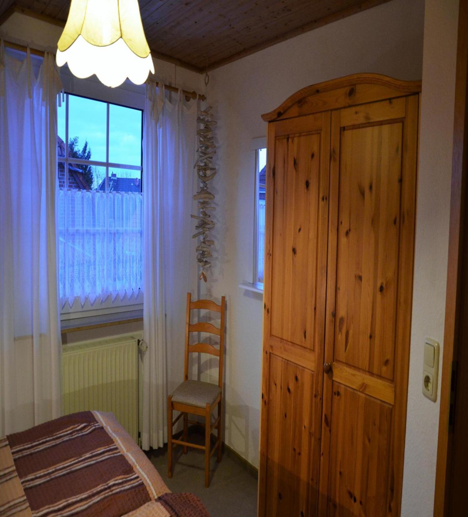 Ferienhaus Galle Hooksiel Luaran gambar